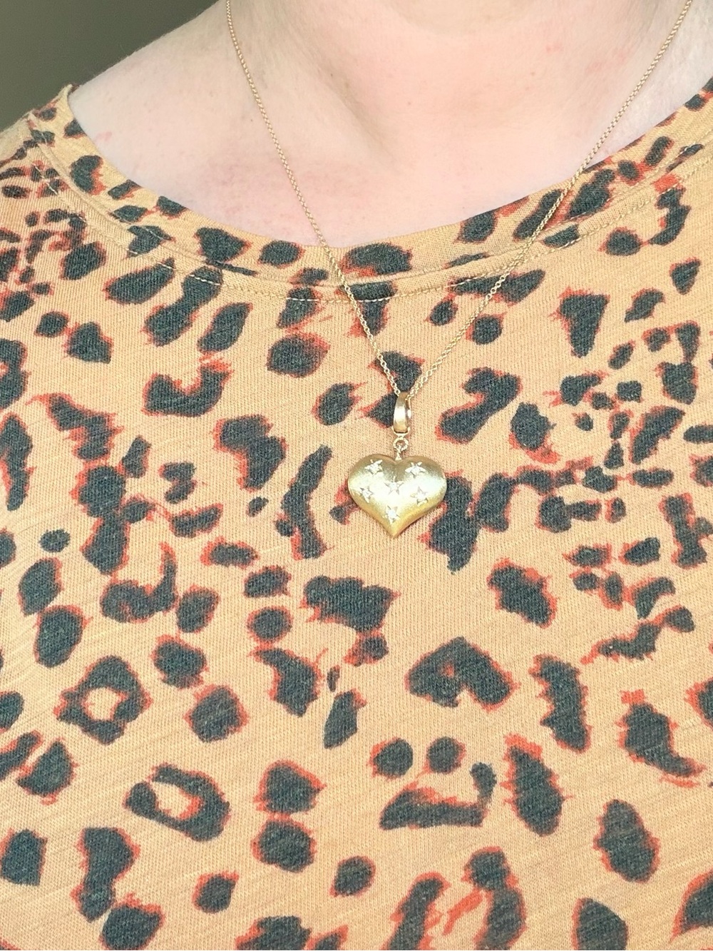 Marie Lichtenberg Gold Heart Pendant Charm with Star-Set Diamonds - Picture 11 of 11